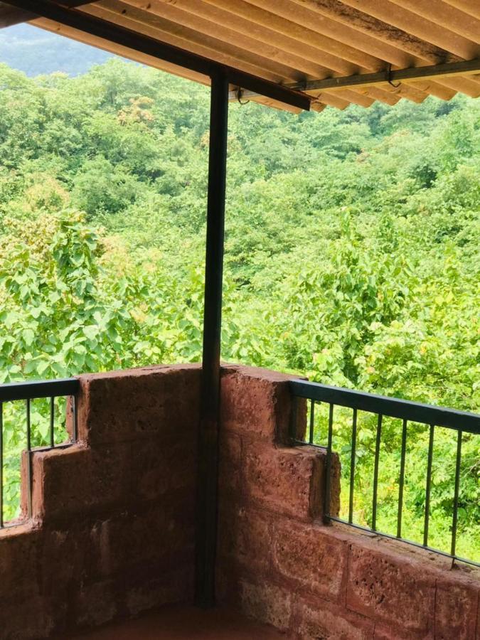 Rohan Homestay By Traviget Hospitality, Dapoli-Konkan Harnai Buitenkant foto